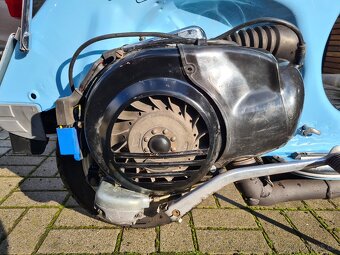 Piaggio Vespa  P200E - 18