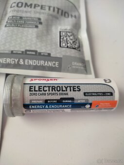 Nutrend energy drinky pro sportovce, elektrolyty, snídaně s - 18