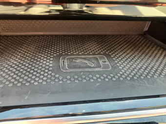 VOLKSWAGEN PASSAT 2,0 TDI DSG 70 821 km TAŽNÉ PANO - 18