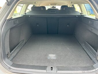 Passat 2.0 TDi 110 kW rozvody ve 216.tis km - 18
