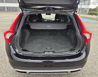 VOLVO V60 2.0D4 BUSINESS XENON VÝHŘEV NAVI LED ALU 18 - 18