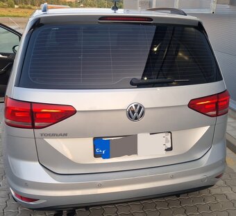 VW Touran 2.0Tdi 110kw, r.v.2019, servis za 54.tis.kč - 18