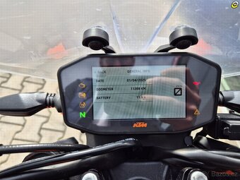 KTM 890 Duke GP - 18