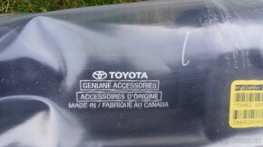 Toyota Highlander 4 IV 2020 - plastovy podbeh prah stupacka - 18