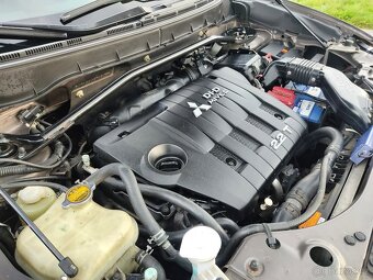 Mitsubishi Outlander 2,2 DiD 4WD 130kW/177k, manuál 6 st. - 18