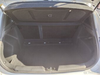 Hyundai i30 Cupe.1.4,16V,73kw.R.V.9/2014.STK Nová.Km 124 300 - 18