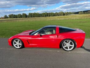CHEVROLET
CORVETTE C6 - 18