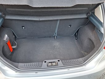 Ford Fiesta 1242 cm,  60 kw, 2012 benzím - 18
