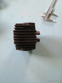 Válce Jawa 555 pařez - 18