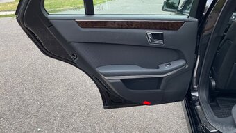 MERCEDES-BENZ E200CDI AUTOMAT HARMAN/KARDON - 18