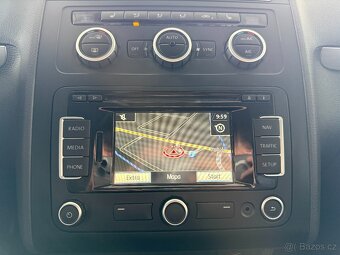 Volkswagen Touran 1,2 TSI,CUP,SERVISNÍ KNÍŽKA - 18