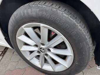 Škoda Superb 2.0TDi 103kW - 18