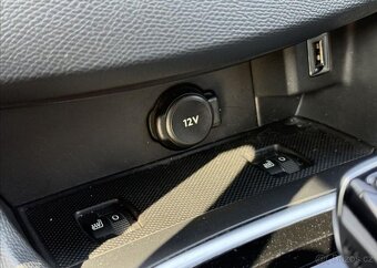 Peugeot 308 GT LINE 1.MAJ AUTOMAT DPH benzín automat 96 kw - 18