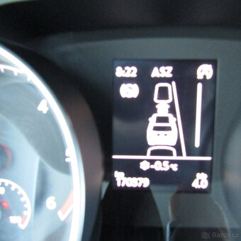 Volkswagen Touran 2,0TDi 110kw, DSG, 2016, Comfort, FULL LED - 18