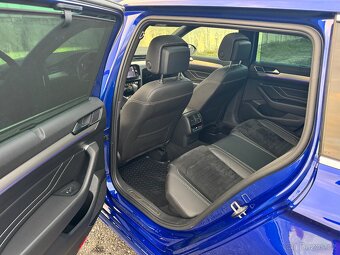 VW Passat R-Line - 18