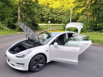 Tesla Model 3 Long Range Dual Motor AWD - odp. DPH - 18