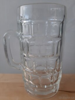 Pivní sklenice  krygl  limitovaná edícia - 18