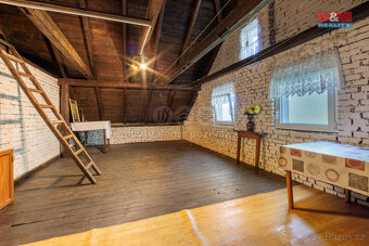Prodej rodinného domu, 253 m², Krásno, ul. Radniční - 18