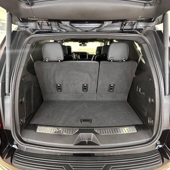 GMC YUKON DENALI DURAMAX 2022 - 18