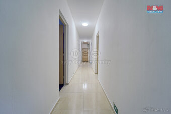 Prodej hotelu, penzionu, 272 m², Jesenice, ul. U Vel rybníka - 18