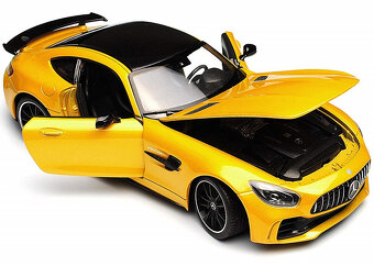Modely 1:24 rozprodám sbírku nádherných Mercedesů v kovu - 18