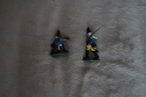 CÍNOVÍ VOJÁČCI - cínové figurky - - 18