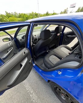 Škoda Fabia I 1.2 HTP 40 kW, r. 2004, 143 tkm - 18