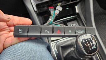 DEAKTIVATOR SYSTÉMU START STOP - 18