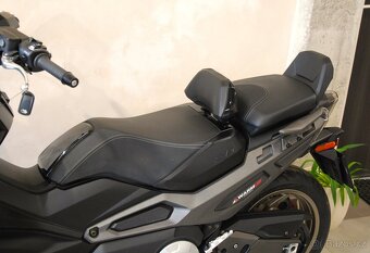 Kymco CV3 550i ABS - stroj od nás,1.maj,280 km,ŘP skup.B,DPH - 18