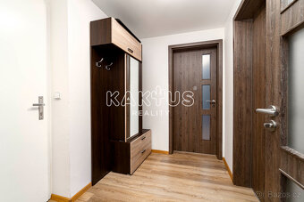 Pronájem bytu 2+kk [66 m2] na ulici Ukrajinská 6237/54 v Ost - 18