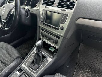 Volkswagen Golf 1.6 TDI DSG - 18