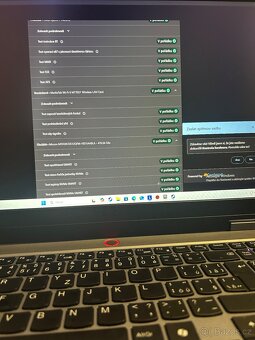 Nadupaný herní notebook lenovo log - 18