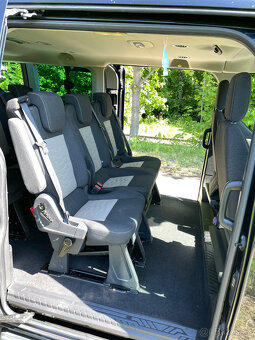 Ford Tourneo Custom 8 míst - 18