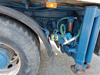 Mercedes-Benz AXOR 1833 Betonpumpa 28metrů 2005 - 18