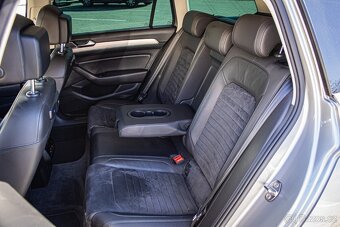 Volkswagen Passat Variant 2.0 BiTDI BMT Highline 4MOTION - 18