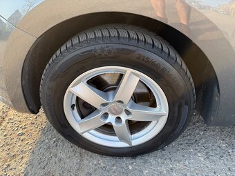 Alhambra 2.0 tdi 103 kw 7 míst krásný stav - 18