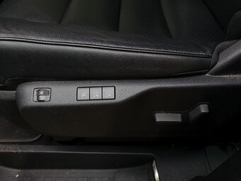 Peugeot Expert Traveller 2.0 130Kw 2019 - 18