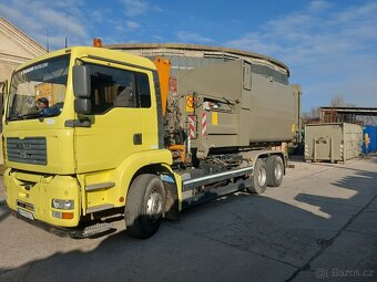 Man 6x4 hákový nosič kontejneru - 18