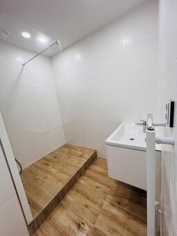 Pronájem bytu 2+1 61 m2 - 18
