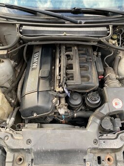 BMW E46 Coupe 323i M52B25 125KW - 18