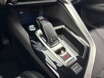 Peugeot 3008 ALLURE, 130k, Automat, Keyless - 18