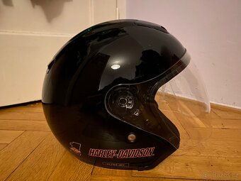 Helmy na motorku - 18