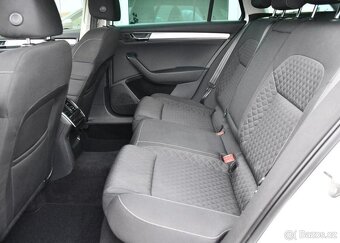 Škoda Superb 2.0TDi ACC NAVI CARPLAY - 18