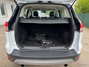 Ford Kuga 1,5i 110kW, navi, kůže - 18