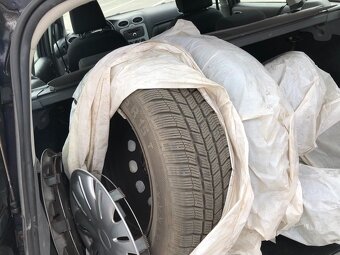 Ford Focus 1.6 - - 18
