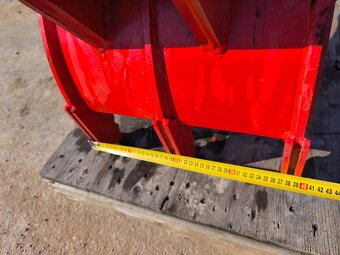 Drapák (kleště) pro bagr 1-3t - 18