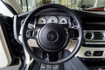Rolls Royce Ghost pronájem vozidla s řidičem - 18