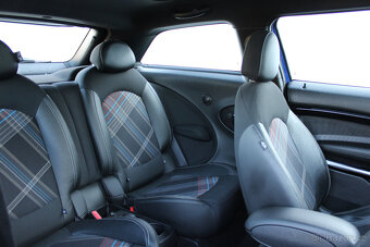 MINI Cooper Paceman 1.6i S 135kW / NAVI / PANORAMA / HARMAN - 18