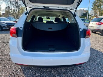 Opel Astra kombi 1.6d 81 kW Klima,Servis Opel,DPH - 18