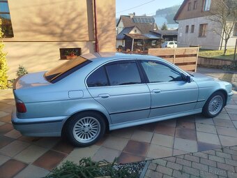 BMW e39 523i - 18